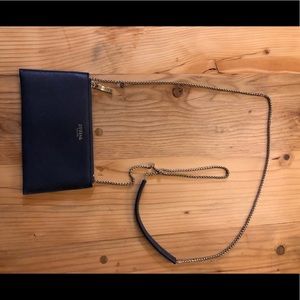 Sorial crossbody